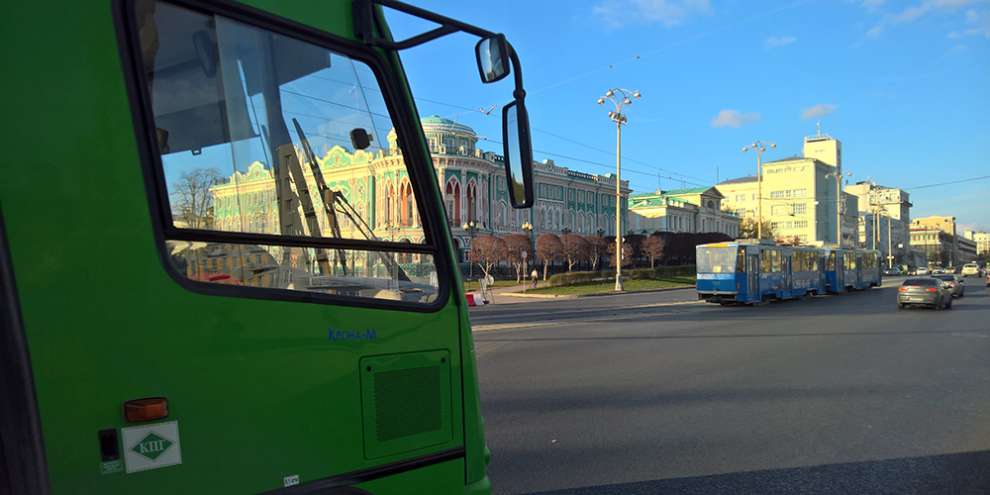 Автобусы изменят маршрут из-за ремонта Макаровского моста