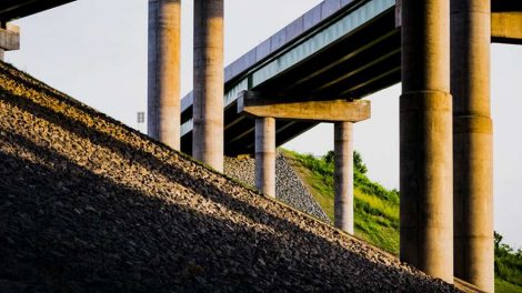 В двух районах Екатеринбурга построят переходы через железнодорожные пути