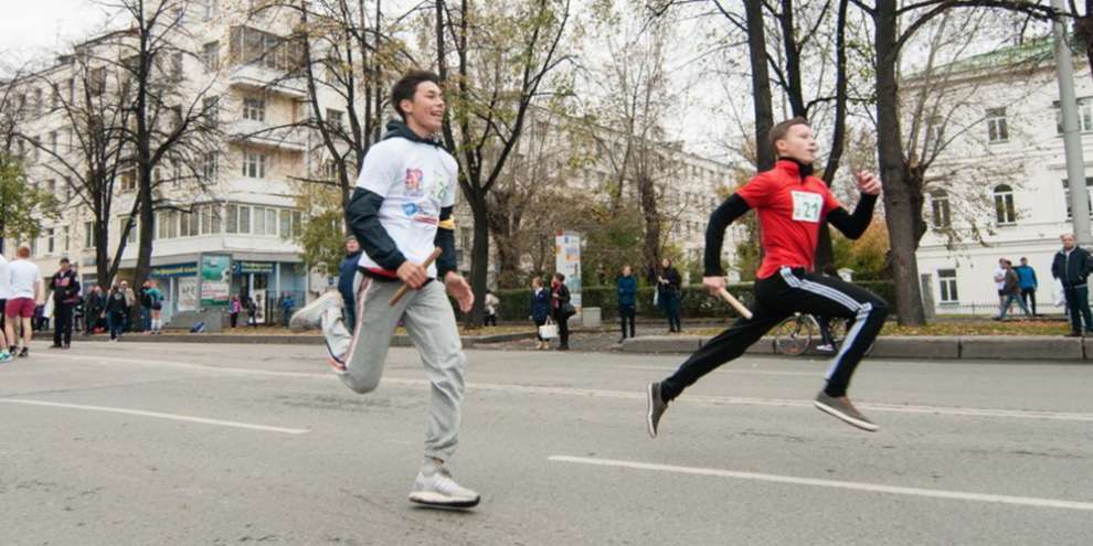 Из-за эстафеты «Вечерний Екатеринбург» перекроют движение транспорта
