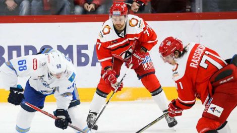 «Автомобилист» уступил «Торпедо» на домашнем льду