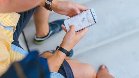 Правительство отказалось от отмены платы за роуминг