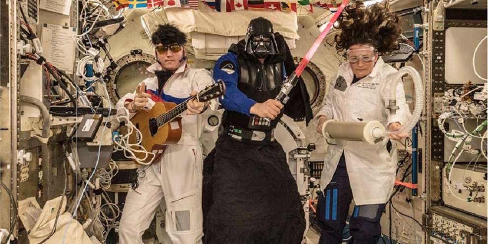 Космонавты устроили на МКС вечеринку в честь Хэллоуина