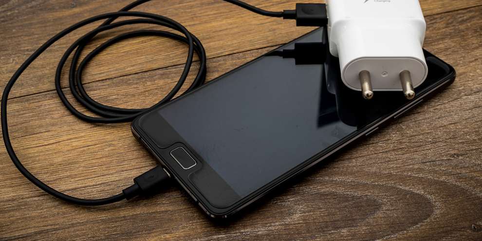 В России введут платную регистрацию смартфонов