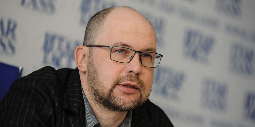 Кинокомпания Александра Цекало снимет сериал по роману екатеринбуржца