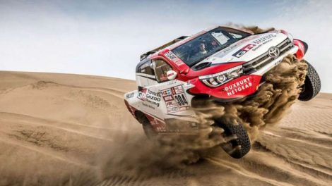 Экипаж Карякина занял первое место по итогам четвертого этапа ралли «Дакар-2019»