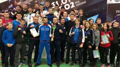 Сборная Свердловской области на чемпионате по тайскому боксу завоевала 39 медалей