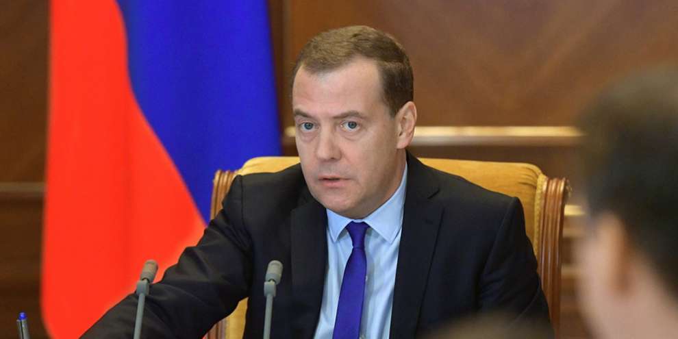 Медведев назначил нового главу ГК «Российские автомобильные дороги»