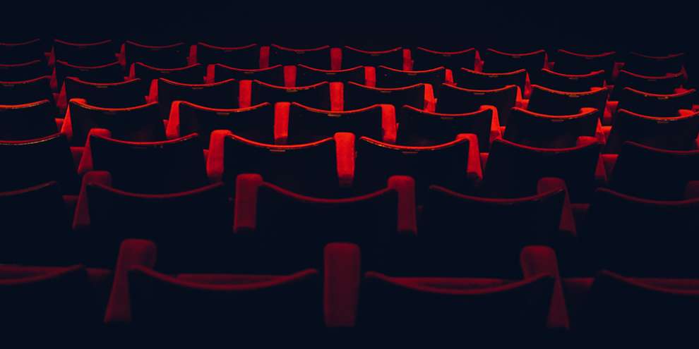 Роспотребнадзор решил не закрывать из-за ОРВИ кинотеатры