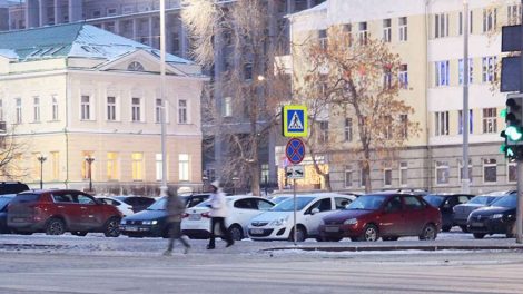 Парковка на Площади 1905 года будет закрыта на выходные