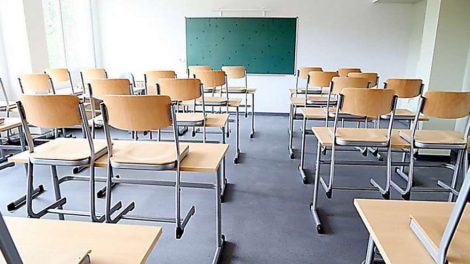 Школы открыли после карантина: ждут на занятия с понедельника