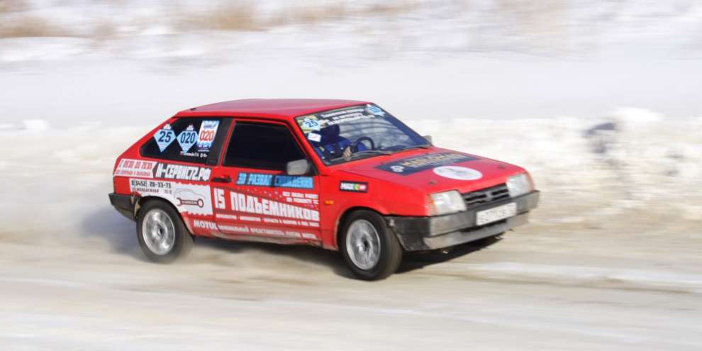 В Березовском прошли гонки «Снежный вираж» (ФОТО)