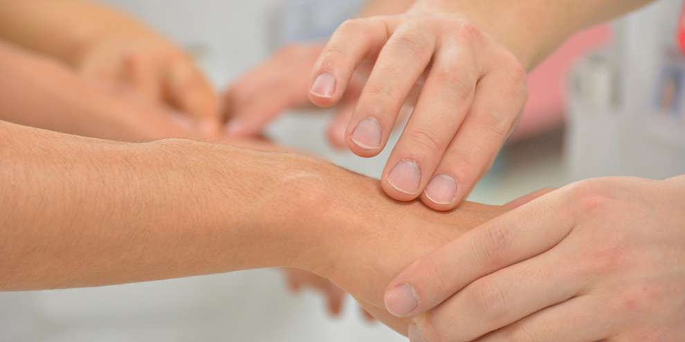 На карантин закрылась Первая детская поликлиника на Павла Шаманова, 16.