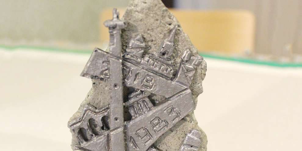 В Екатеринбурге создан арт-объект посвященный снесенной телебашни у цирка (ФОТО)