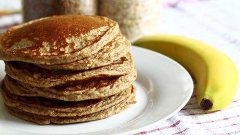 Диетологи исследовали начинки для блинов и назвали самую опасную