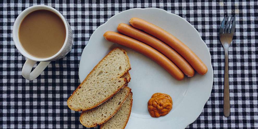 Качественных нет: Росконтроль проверил качество российских сосисок