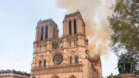 В России организуют сбор средств на восстановление Нотр-Дама