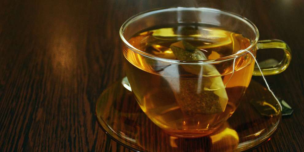 Роскачество обнаружило кишечную палочку в чайных пакетиках