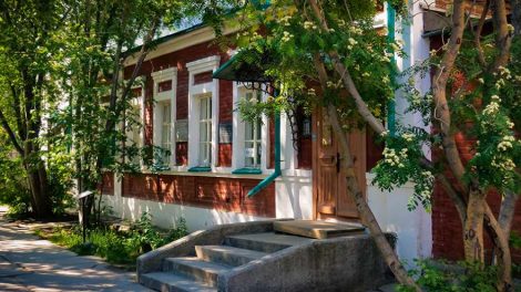 Музей писателей Урала открывает пешеходные экскурсии по литературному Екатеринбургу