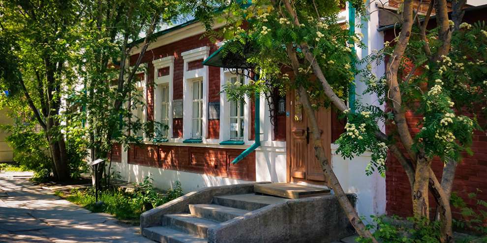 Музей писателей Урала открывает пешеходные экскурсии по литературному Екатеринбургу