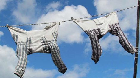 Более 20 адресов: Куда сдать старые вещи на переработку