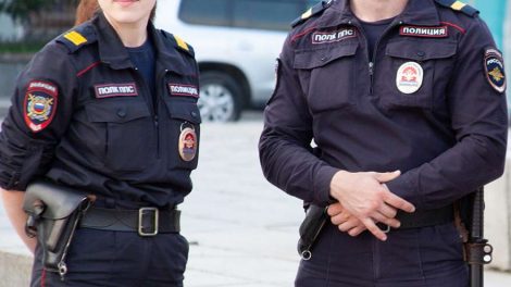 Госдума приняла закон о праве полиции выносить предостережения