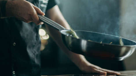 Гостей азиатского бистро Донг По каждый месяц будут кормить лучшие мировые повара