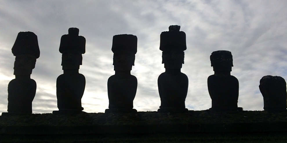 Ученые раскрыли тайну каменных статуй на острове Пасхи