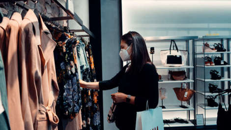 В Свердловской области сняли часть ограничений для торговли