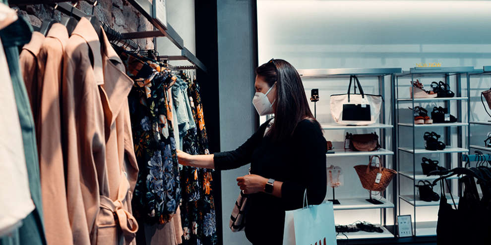 В Свердловской области сняли часть ограничений для торговли