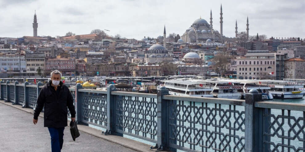 Росавиация запретила открывать рейсы из 13 российских городов в Турцию